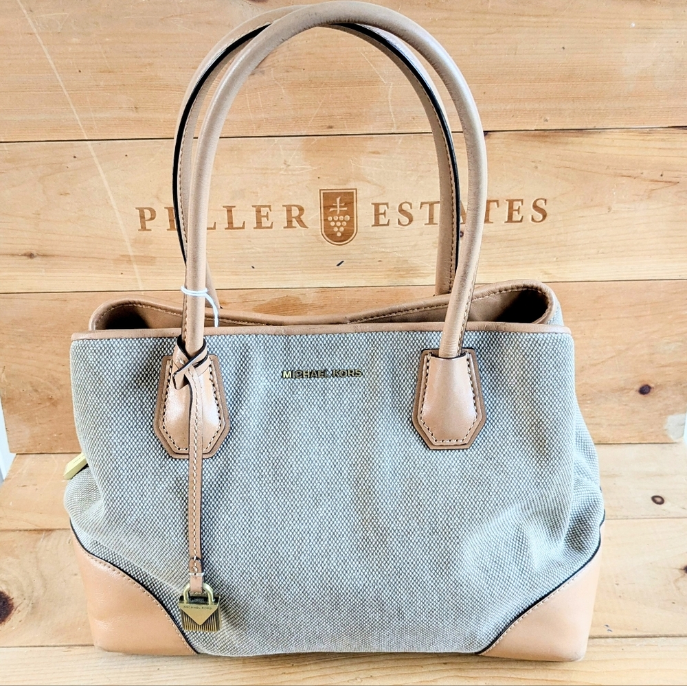 Michael Kors Canvas Mercer Medium Tote